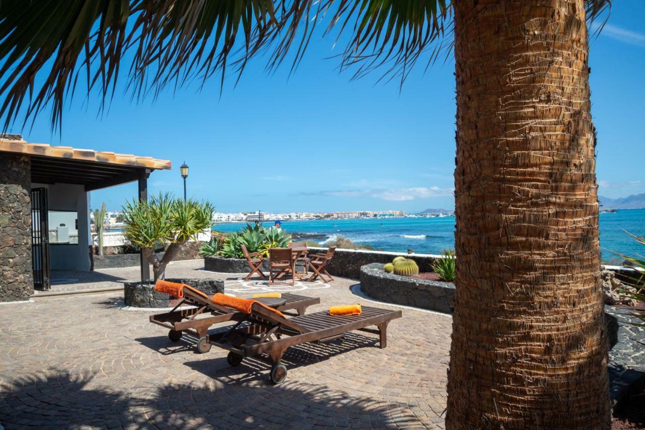 La Golondrina - Beach Froont Corralejo Kültér fotó