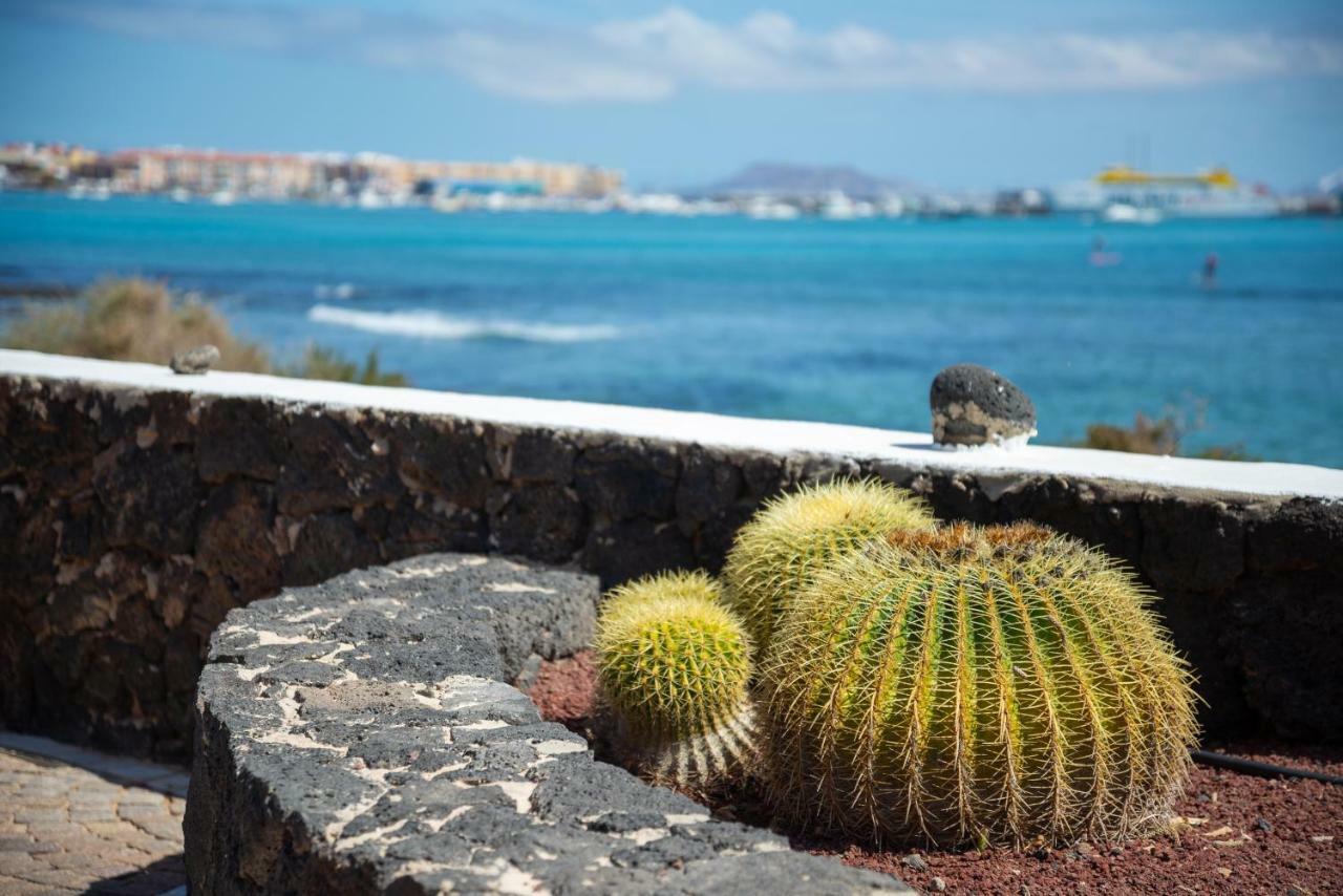 La Golondrina - Beach Froont Corralejo Kültér fotó