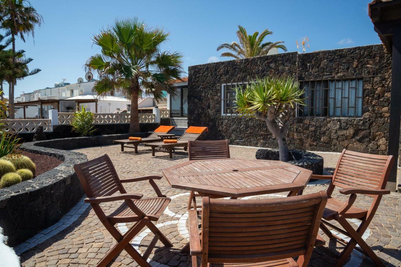 La Golondrina - Beach Froont Corralejo Kültér fotó