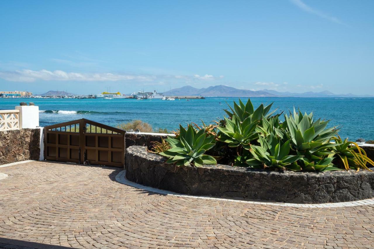 La Golondrina - Beach Froont Corralejo Kültér fotó